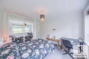 Photo 27- click for photo gallery